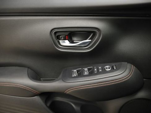 Certified 2025 Honda HR-V Sport image 15