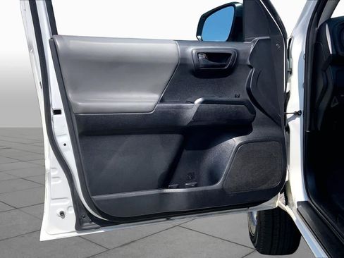 Used 2023 Toyota Tacoma SR RWD image 18
