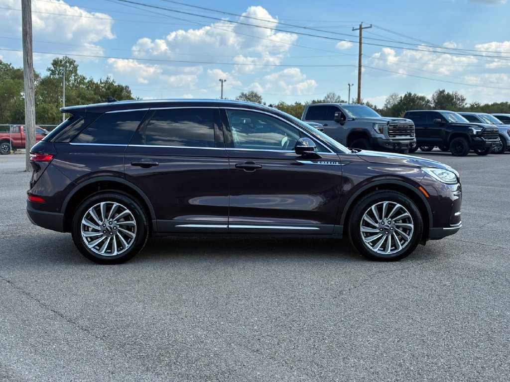 Used 2023 Lincoln Corsair Reserve w/ Equipment Group 202A AWD/4WD image 2