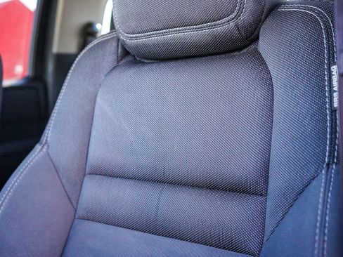 Used 2022 Nissan Frontier SV image 26