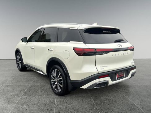 Used 2023 INFINITI QX60 Sensory w/ Vision Package image 4