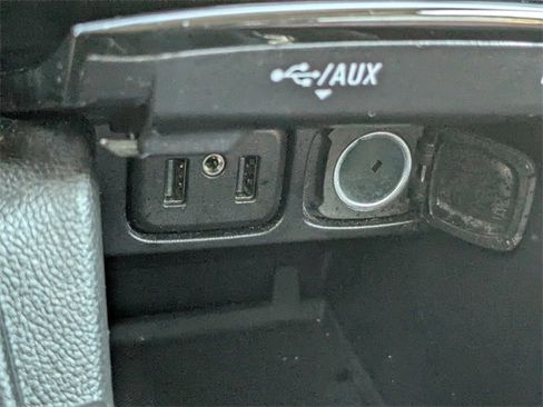 Used 2020 Buick Encore Preferred w/ Safety Package image 21