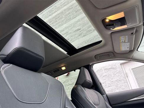 Certified 2024 INFINITI QX60 Luxe image 16