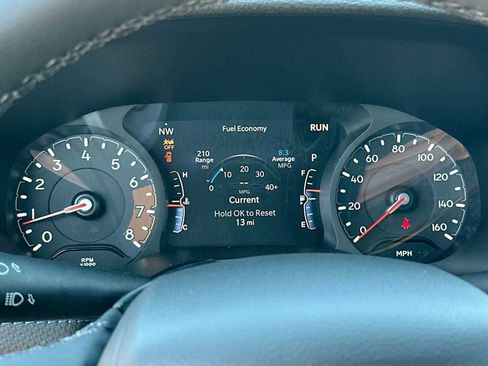 Used 2026 Jeep Compass Latitude image 19