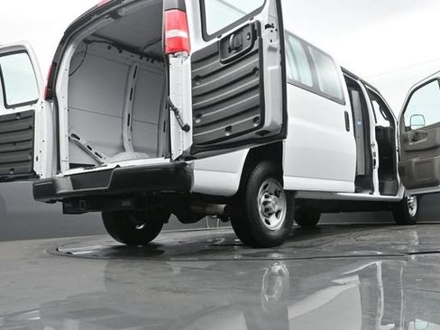 Used 2023 Chevrolet Express 2500 Extended RWD image 24