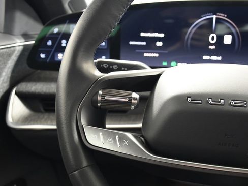 Used 2024 Lucid Air Touring AWD/4WD image 28