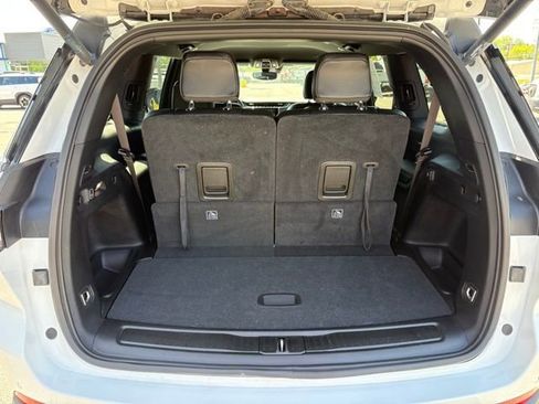 Used 2025 Jeep Grand Cherokee L Laredo AWD/4WD image 33
