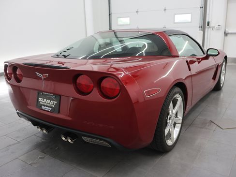 Used 2008 Chevrolet Corvette Coupe w/ Preferred Equipment Group RWD image 5