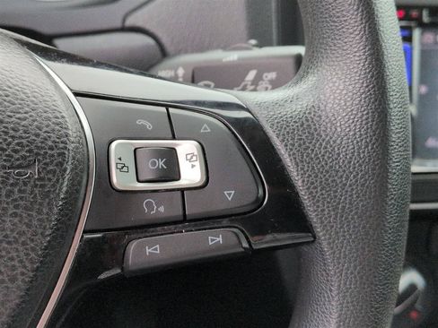 Used 2015 Volkswagen Jetta SE FWD image 19