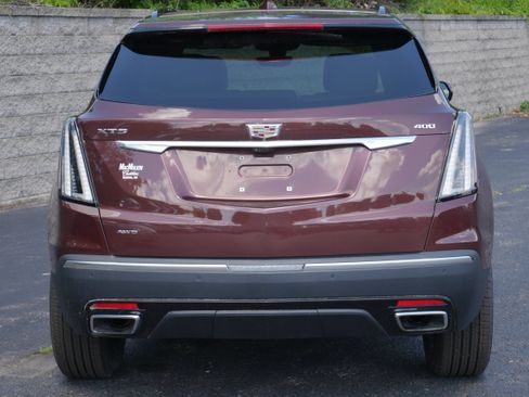 Certified 2022 Cadillac XT5 Sportv w/ Technology Package AWD/4WD image 5