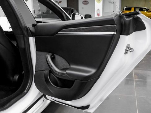 Used 2023 Tesla Model S image 43