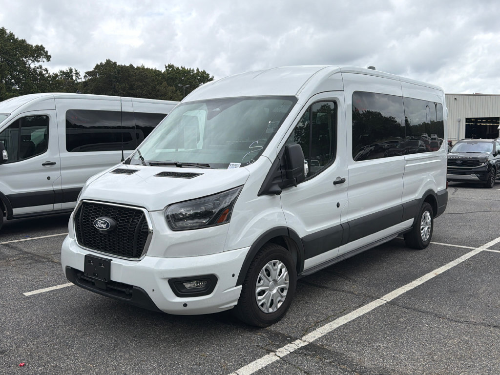 Used 2026 Ford Transit 350 XLT RWD image 3