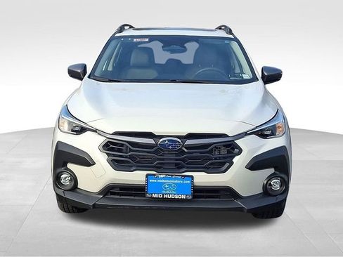 Used 2024 Subaru Crosstrek 2.0i Premium image 2