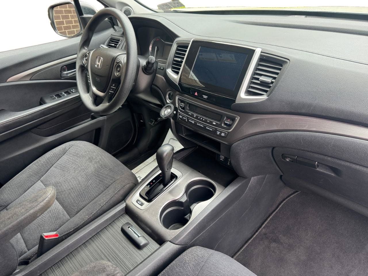 Used 2018 Honda Pilot EX image 4