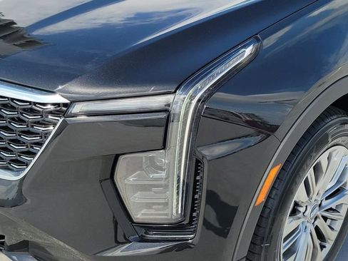 Certified 2024 Cadillac XT4 Premium Luxury FWD image 11