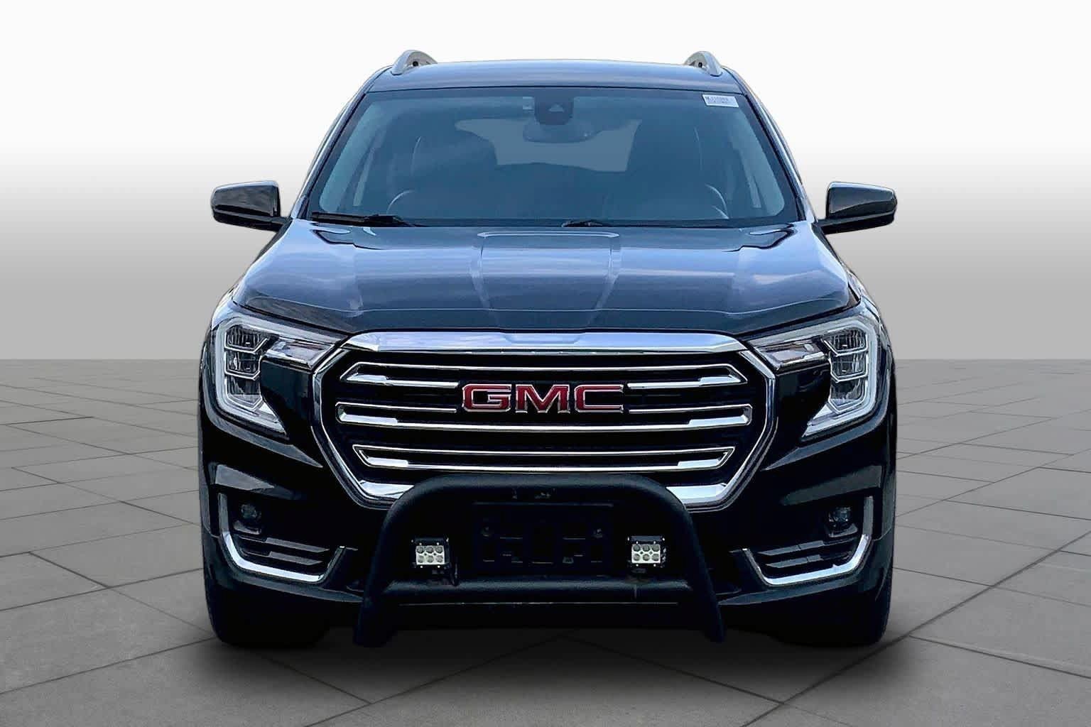 Used 2022 GMC Terrain SLT AWD/4WD image 4