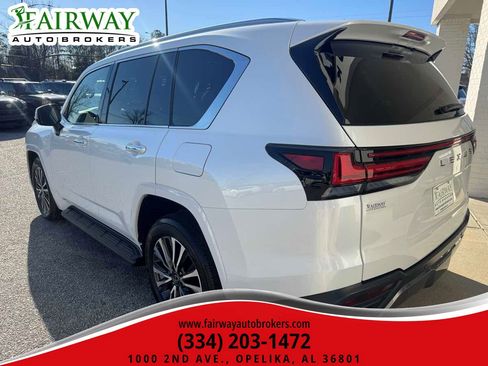 Used 2024 Lexus LX 600 4WD w/ Interior Upgrade Package image 8