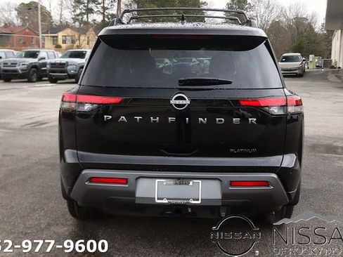 New 2026 Nissan Pathfinder Platinum image 6