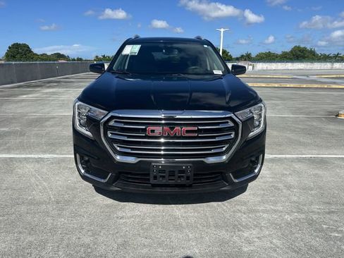 Used 2024 GMC Terrain SLT AWD/4WD image 17