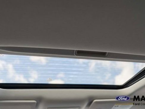 Used 2024 Ford Maverick XLT w/ XLT Luxury Package FWD image 15