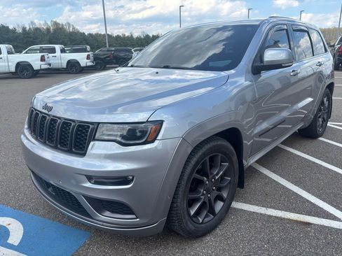Used 2020 Jeep Grand Cherokee High Altitude AWD/4WD image 5