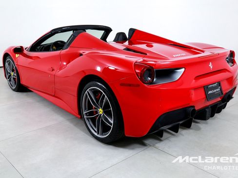 Used 2019 Ferrari 488 Spider RWD image 7