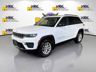 Used 2022 Jeep Grand Cherokee Laredo w/ Luxury Tech Group I video 1