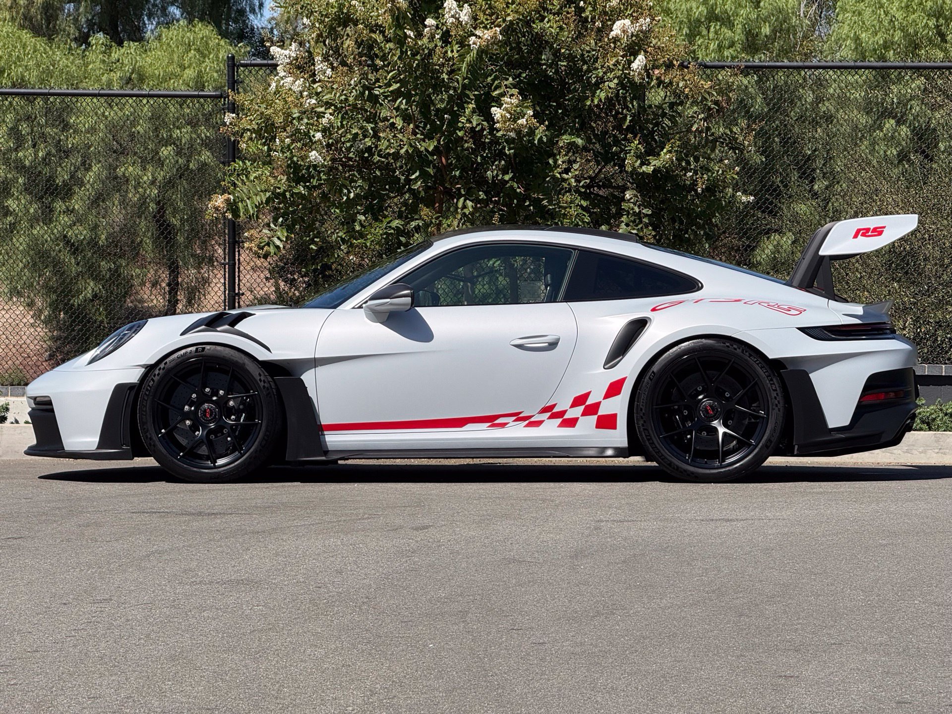 Certified 2024 Porsche 911 GT3 RS RWD image 2
