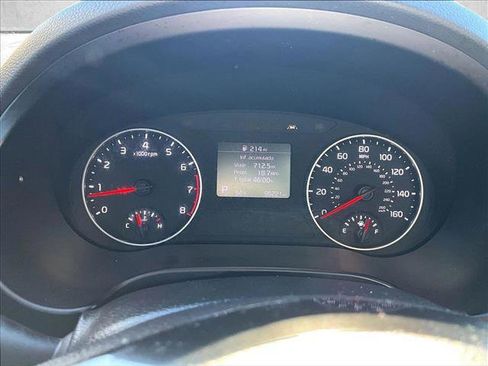 Used 2021 Kia Seltos S image 17