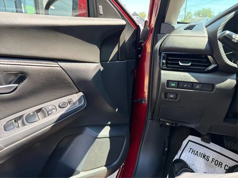 Used 2021 Nissan Sentra SV FWD image 18