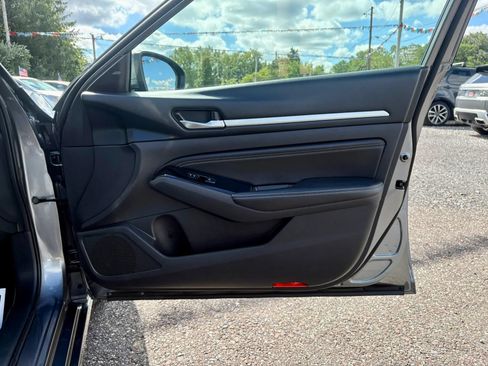 Used 2020 Nissan Altima 2.5 SL AWD/4WD image 14