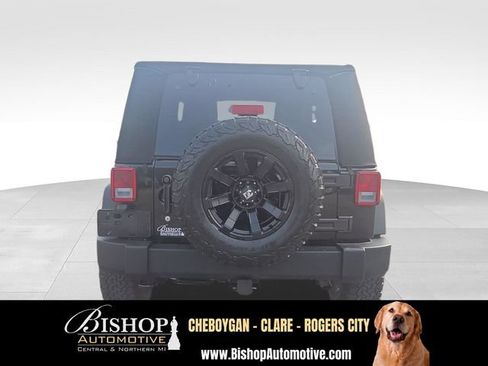 Used 2017 Jeep Wrangler Sport AWD/4WD image 12