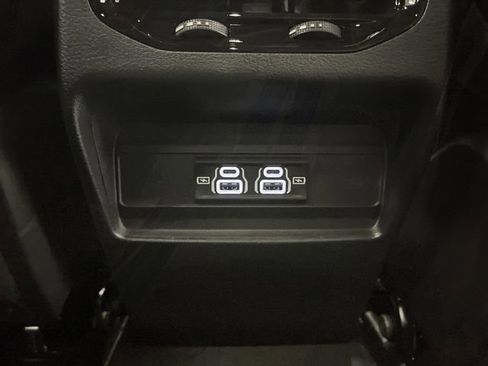 New 2025 Jeep Grand Cherokee Laredo X w/ Trailer Tow Package image 29