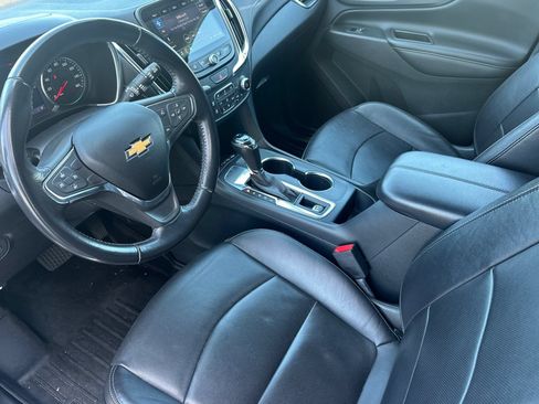 Used 2019 Chevrolet Equinox Premier FWD image 10