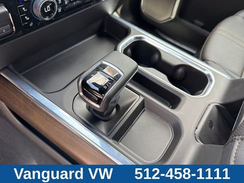 Used 2026 Chevrolet Silverado 1500 High Country w/ Technology Package AWD/4WD image 17