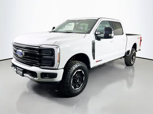 New 2026 Ford F350 Platinum w/ Tremor Off-Road Package AWD/4WD image 5
