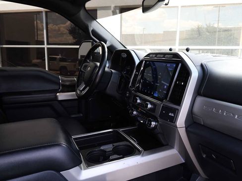 Used 2022 Ford F250 Lariat w/ Lariat Ultimate Package AWD/4WD image 13