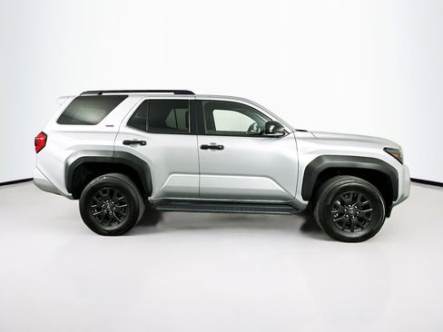 Used 2025 Toyota 4Runner SR5 AWD/4WD image 10