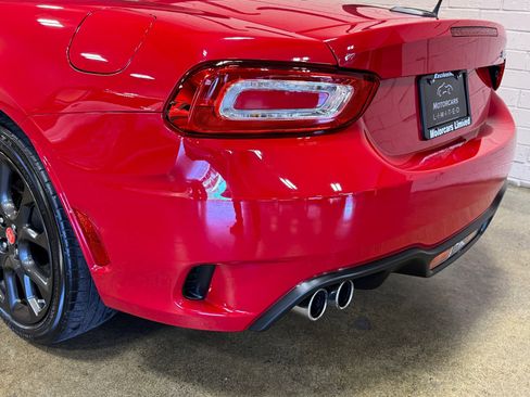 Used 2017 FIAT 124 Spider Abarth image 31