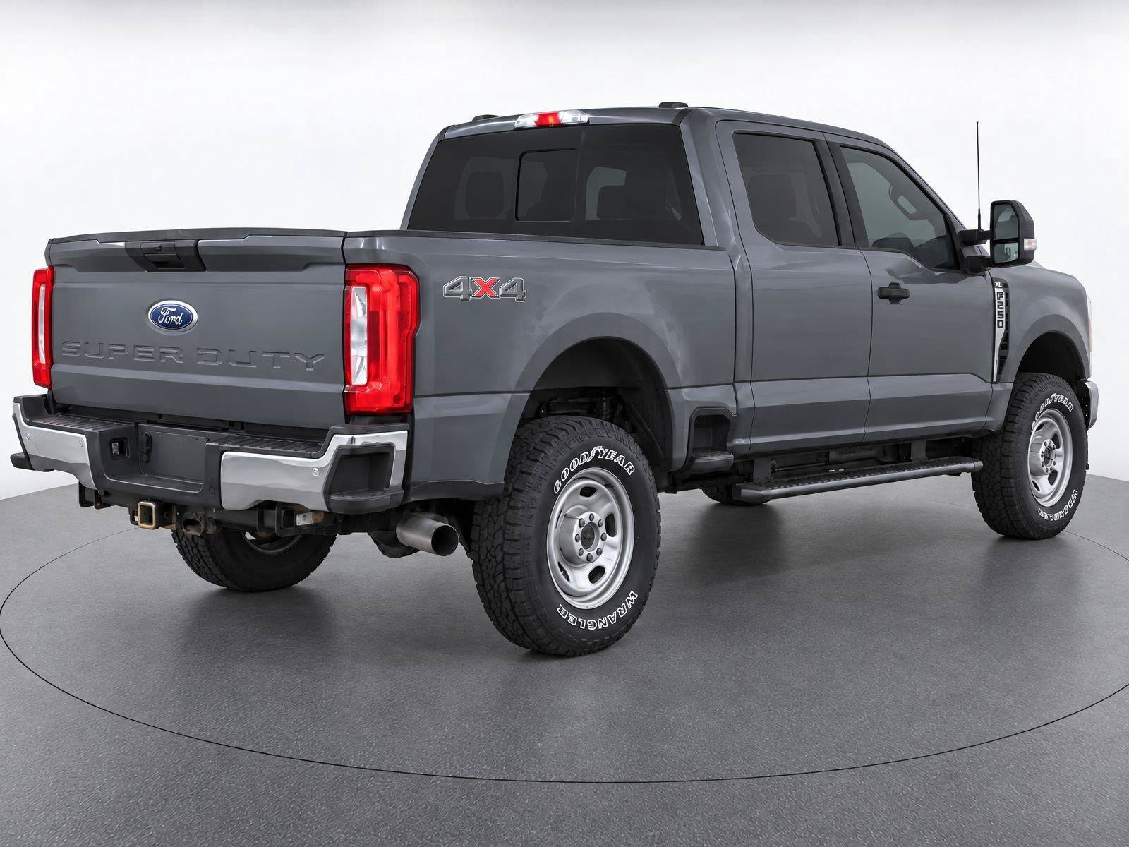 Used 2024 Ford F250 XL w/ XL Off-Road Package AWD/4WD image 7