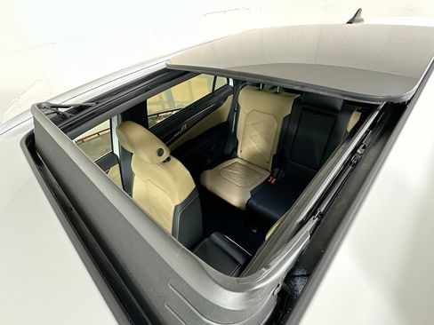 New 2026 Volkswagen Atlas Cross Sport SE image 20