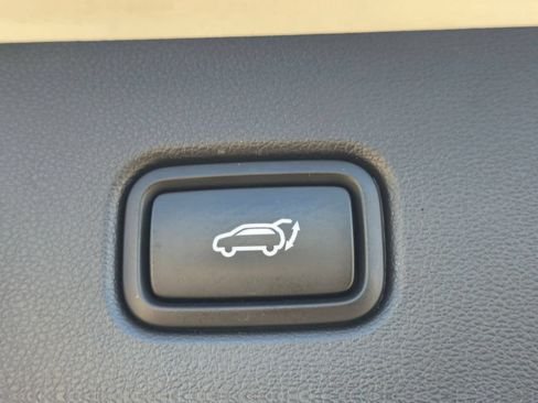 Used 2025 Hyundai Tucson SEL FWD image 23