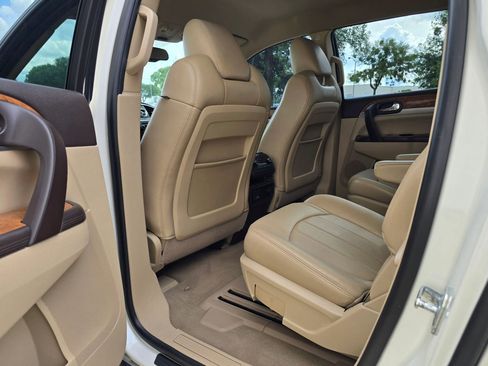 Used 2011 Buick Enclave CXL FWD image 40