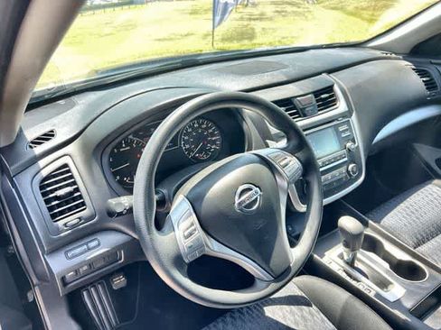 Used 2016 Nissan Altima 2.5 S w/ Power Driver Seat Package FWD image 15
