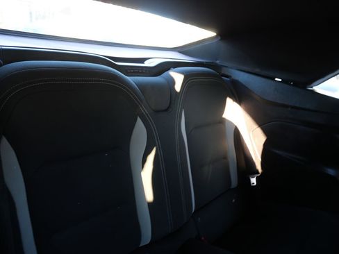 Used 2019 Chevrolet Camaro LT image 26