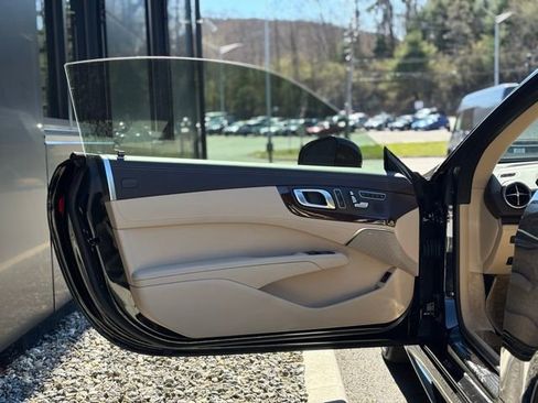 Certified 2019 Mercedes-Benz SL 550 image 15
