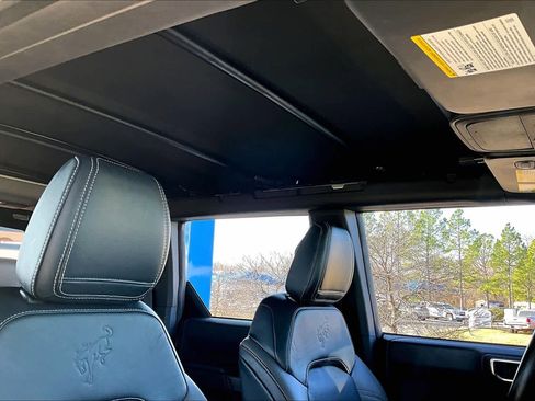 Used 2022 Ford Bronco Outer Banks w/ Sasquatch Package image 13