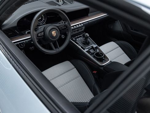 Certified 2023 Porsche 911 Sport Classic RWD image 15