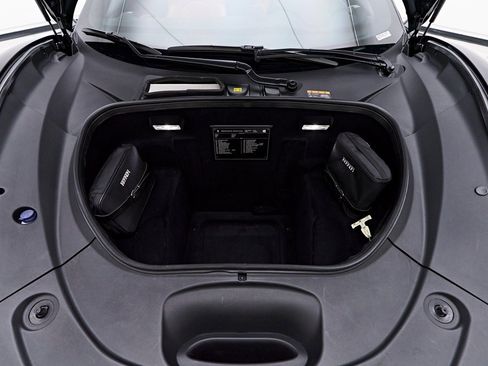 Used 2022 Ferrari F8 Tributo image 22