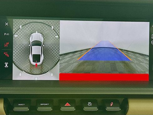 Certified 2022 Porsche 911 Carrera 4S image 18